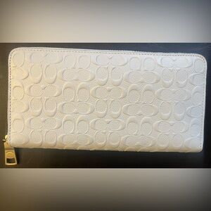 Coach Accordion White Embossed Leather Zip Wallet